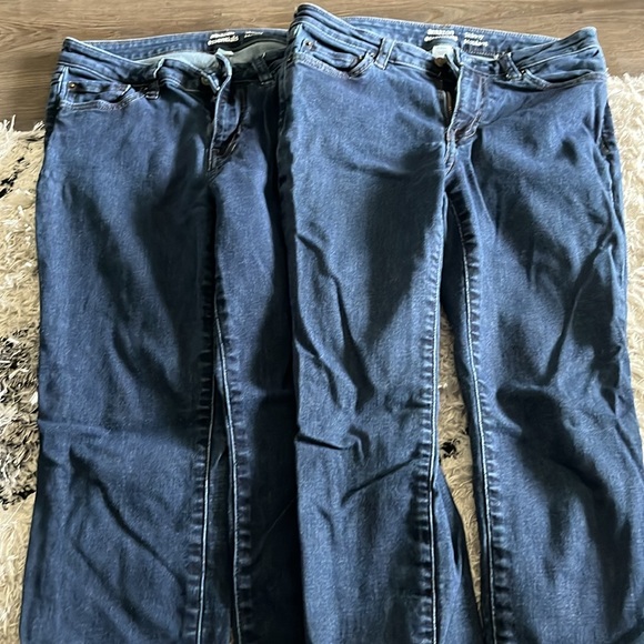 Amazon Essentials Skinny Jeans Bundle - Picture 3 of 4